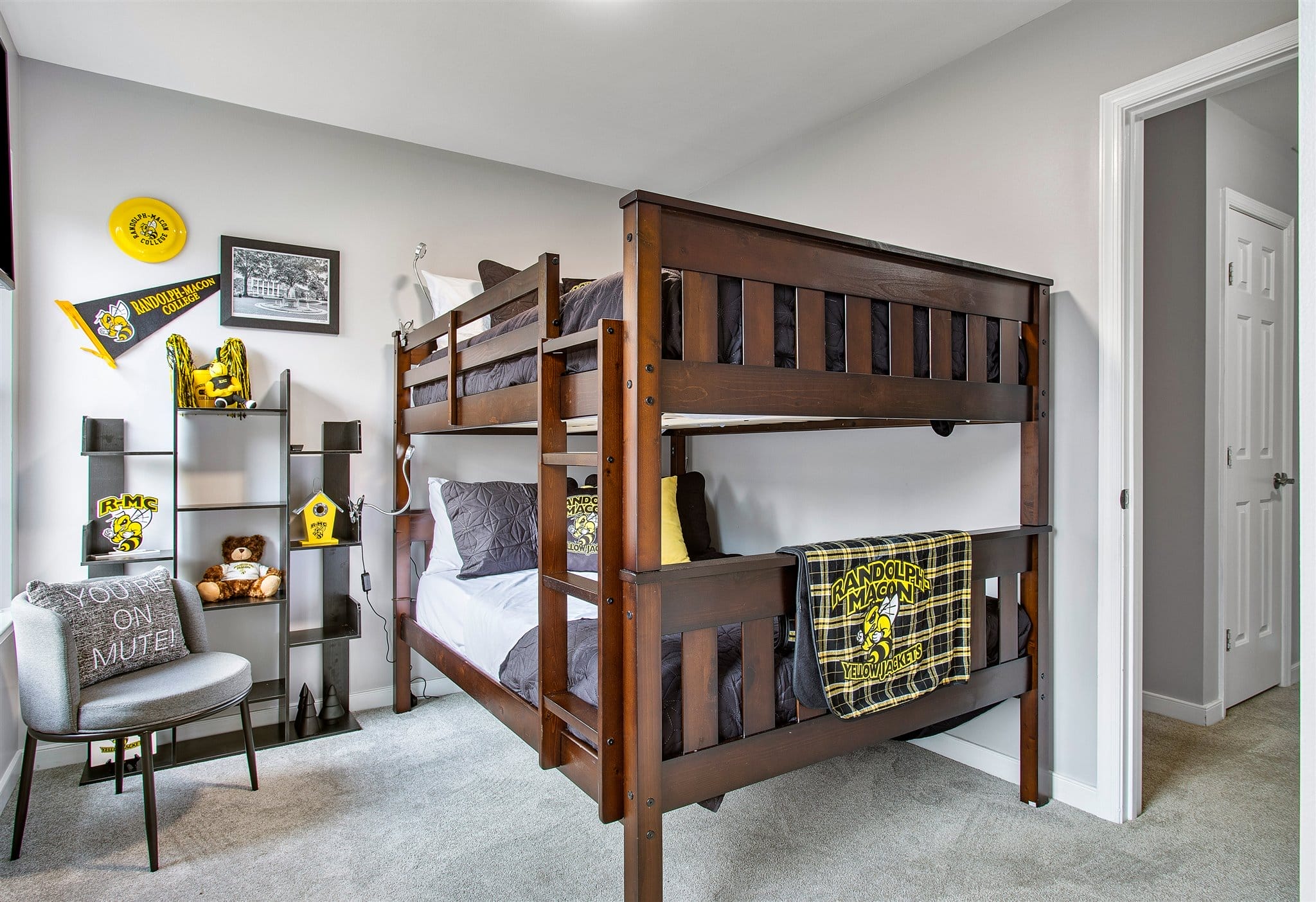 bedroom with bunk beds