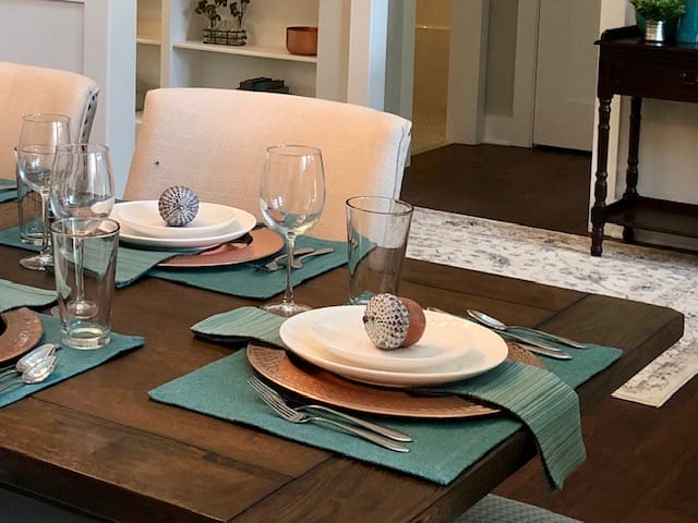 dining table decor