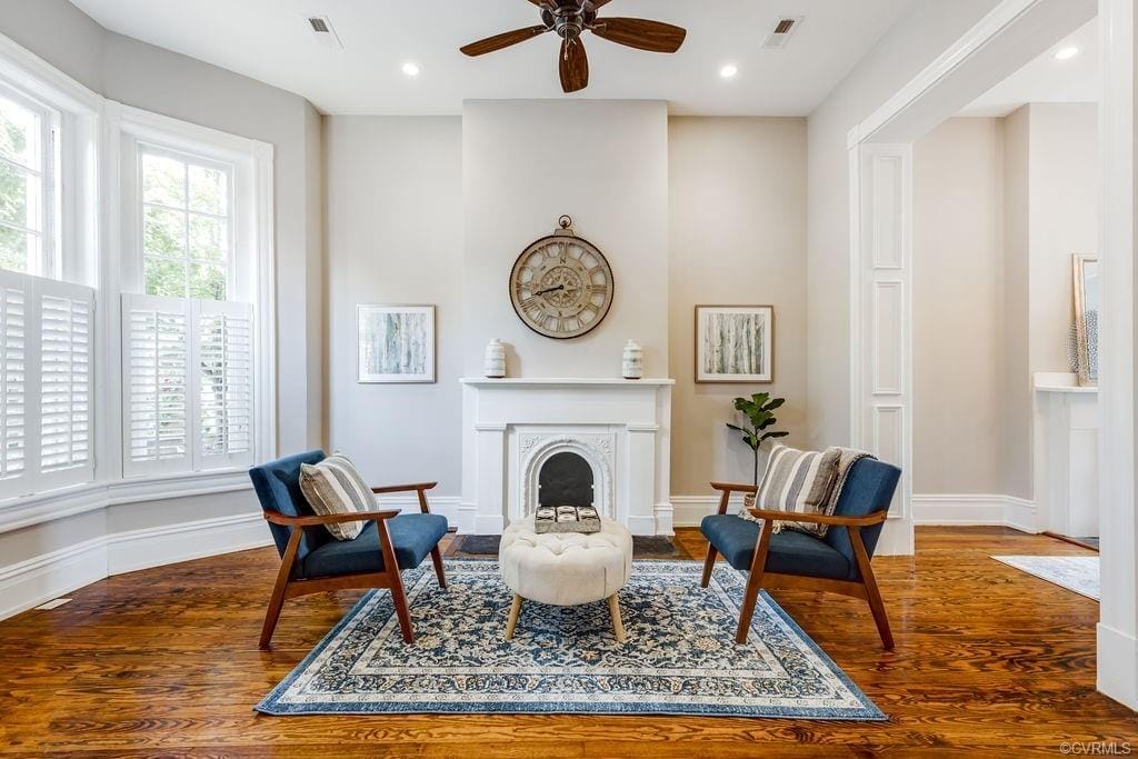 living room with blue chairs